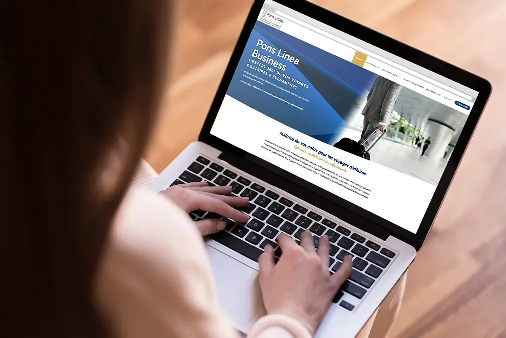 Faites appel, votre agence de communication à Toulon, spécialisée dans la création de sites internet, logos et identité visuelle.